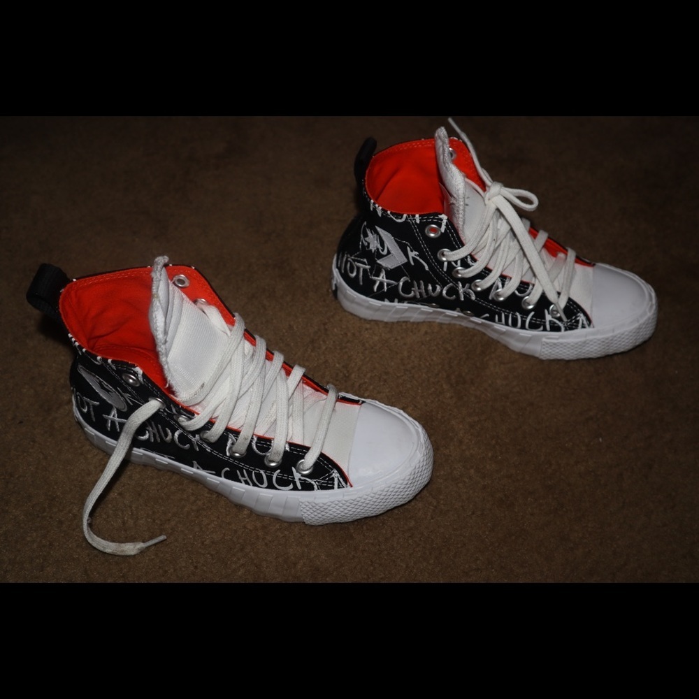 Graffiti Converse Sneakers - Picture 3 of 5